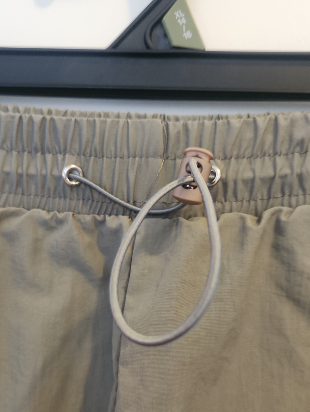Wilo The Label Olive Green Drawstring Jogger Pants - Picture 3 of 7